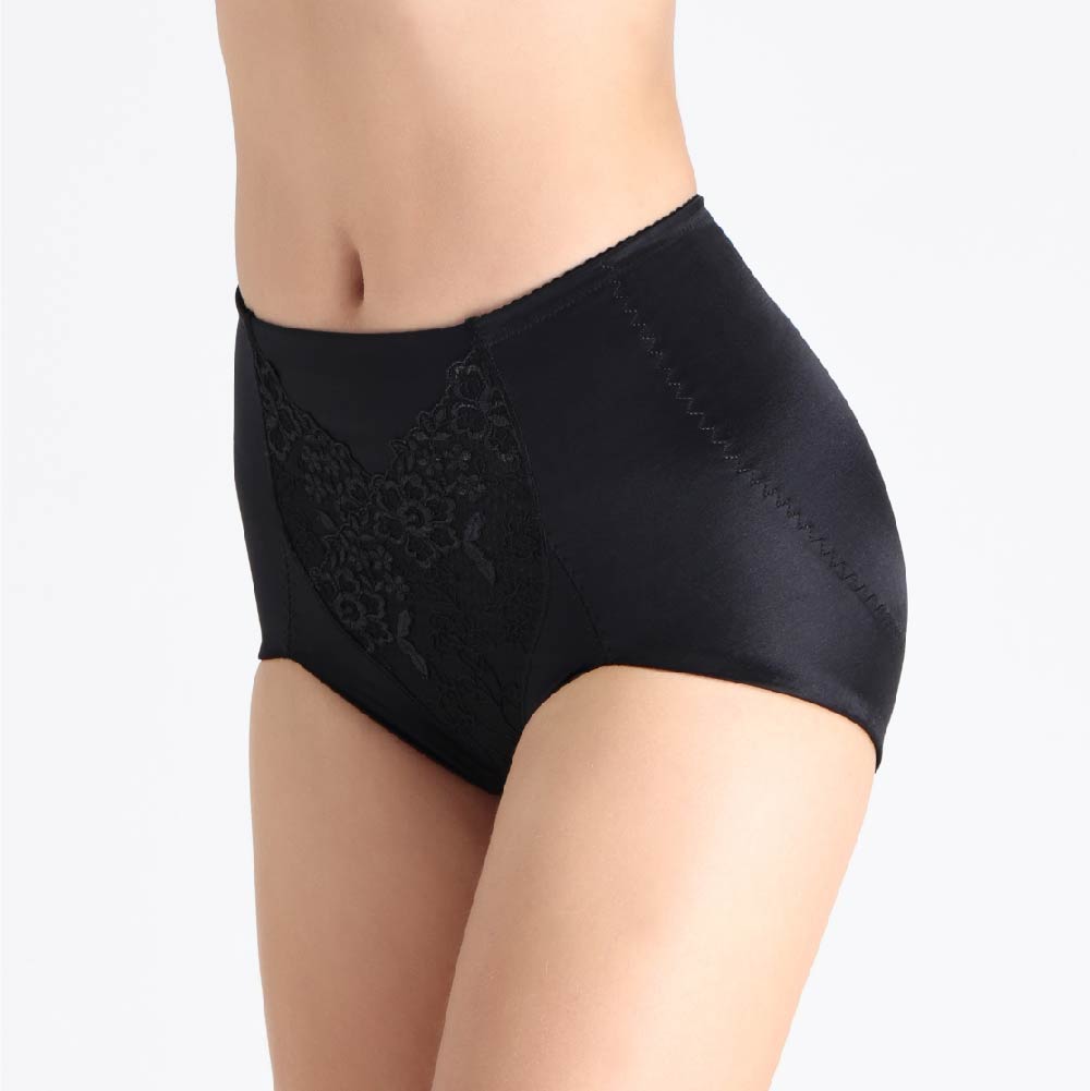 六甲村Mammy Village 魔塑薔薇短束褲